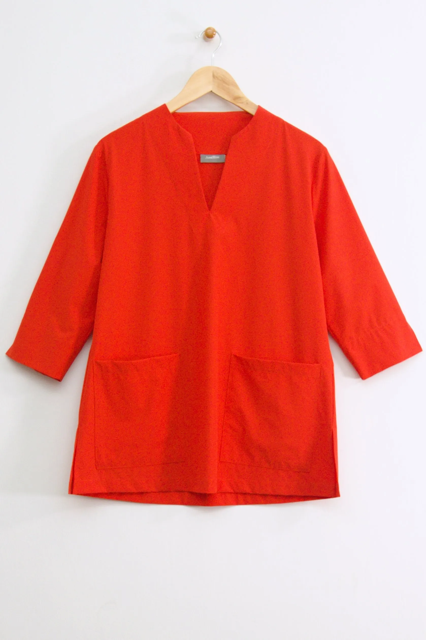 29" Two Pocket V-Neck Tunic