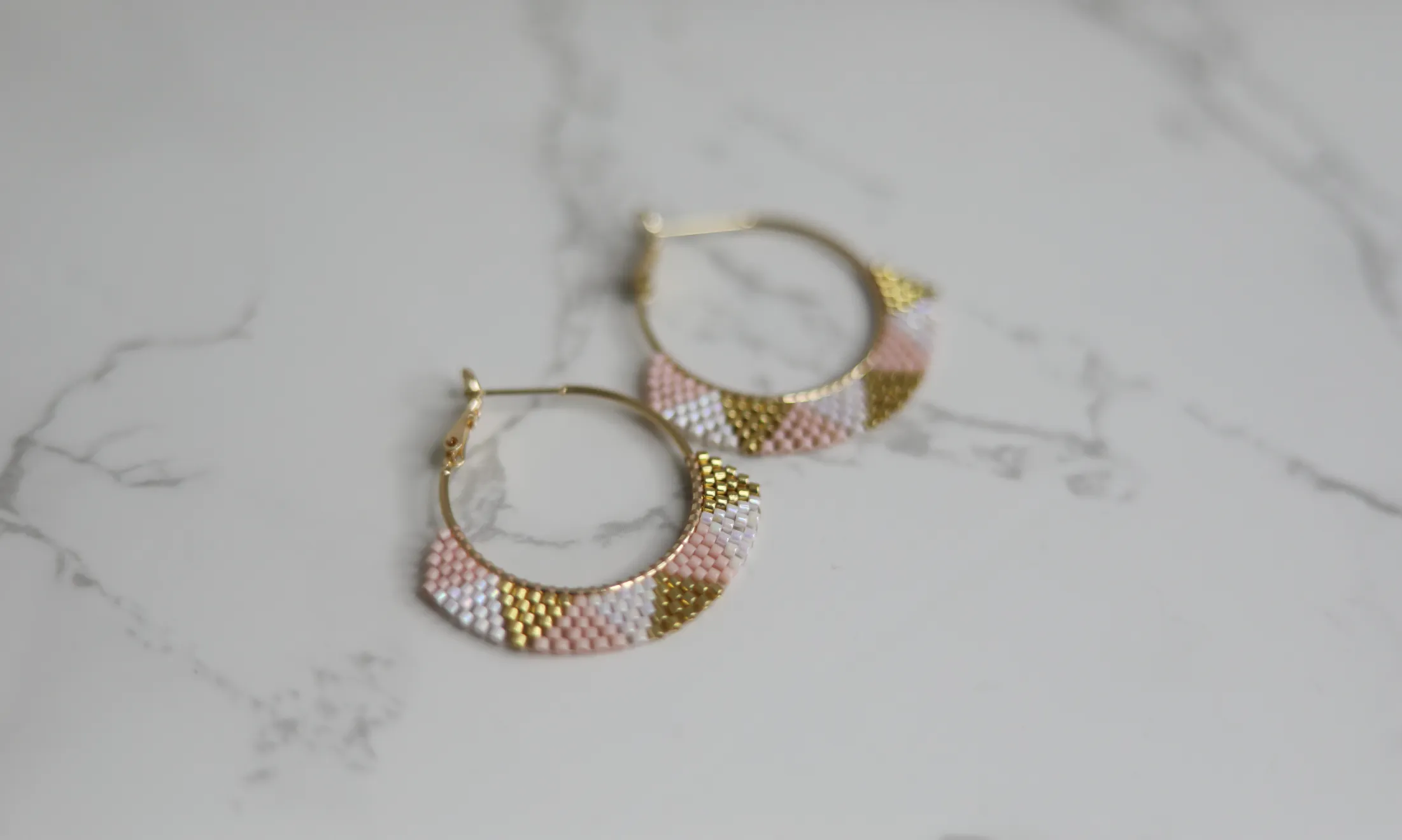 Amanecer Cesia Hoop Earrings