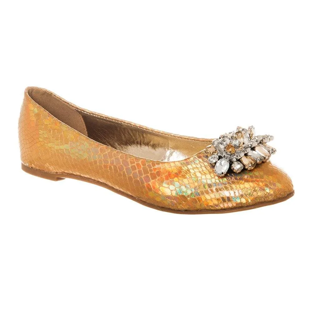 Flat Slip On Pump With Jewel Broach