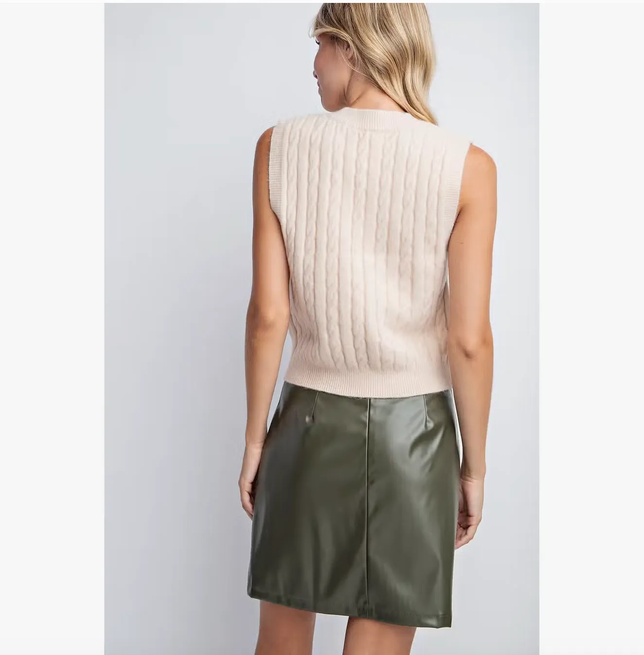 GREEN FAUX LEATHER MINI SKIRT