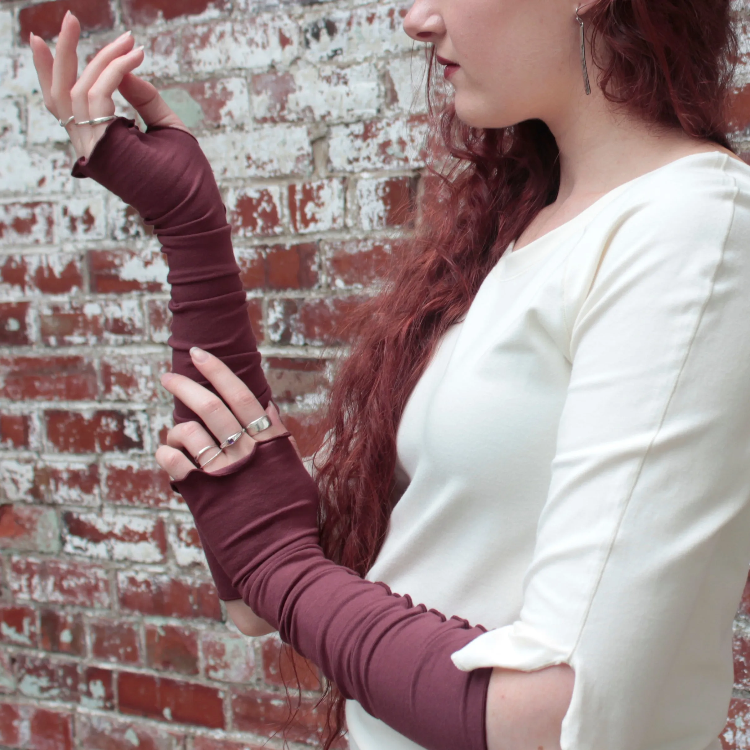 OPERA SLEEVES fingerless gloves