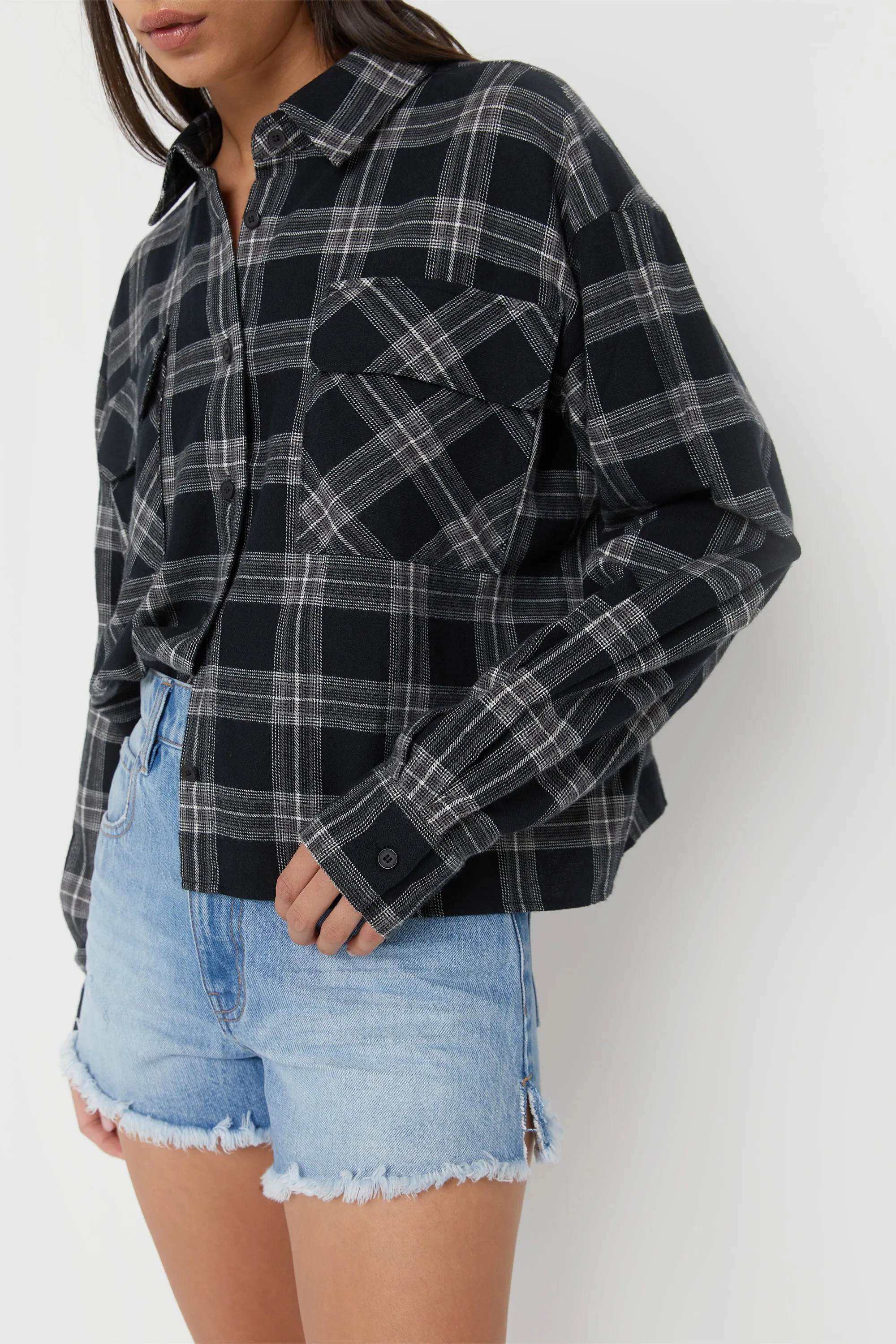 OVERSIZED PLAID SHIRT