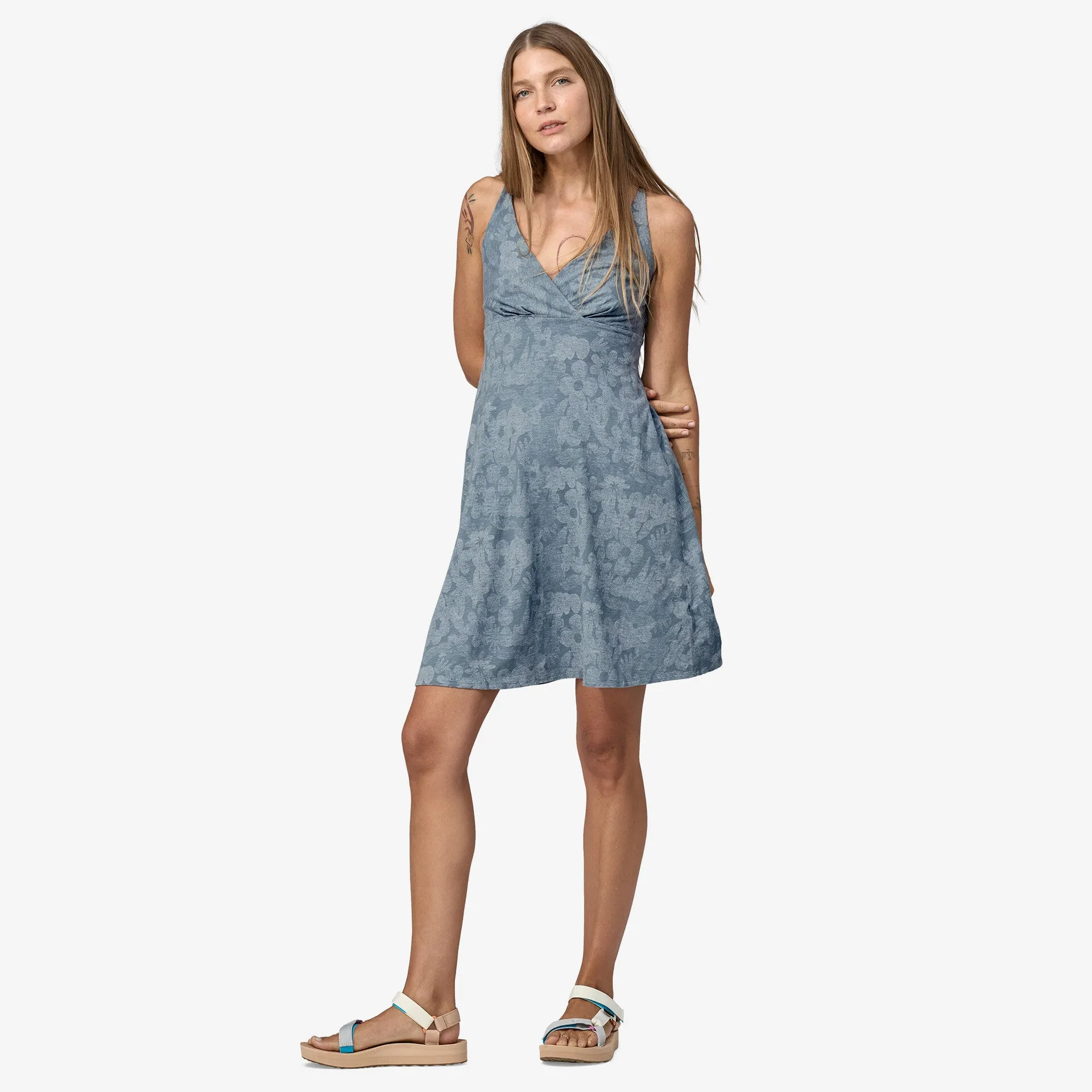 Patagonia W Amber Dawn Dress SPRING: LT PLUME GREY