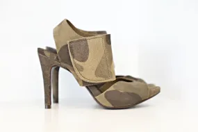 Pedro Garcia - Sissel-MO Camo Heels