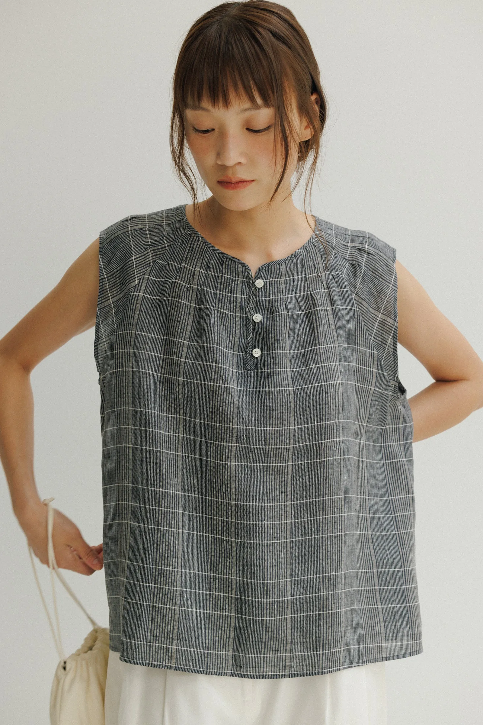 Penne Blouse -- Linen