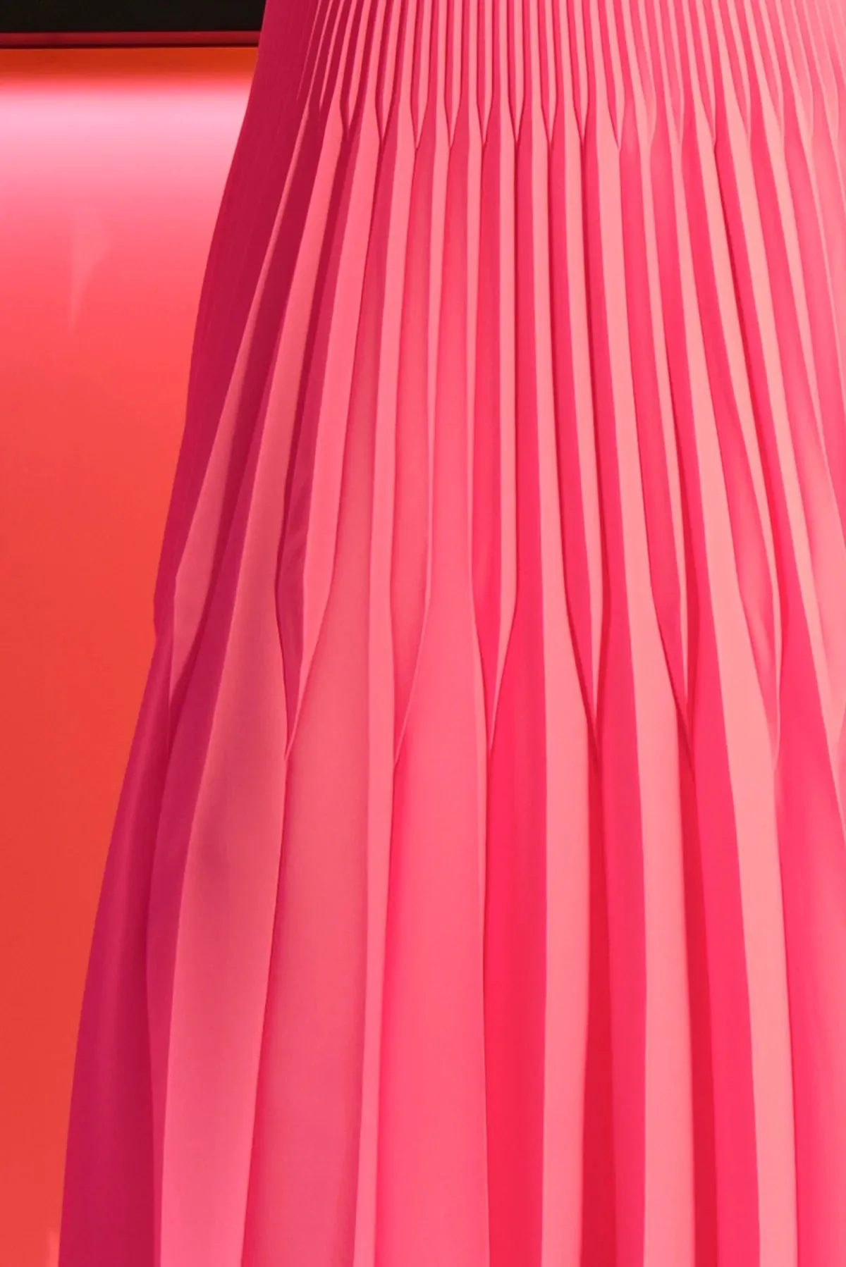 Pleat Codes Skirt - Hot Pink