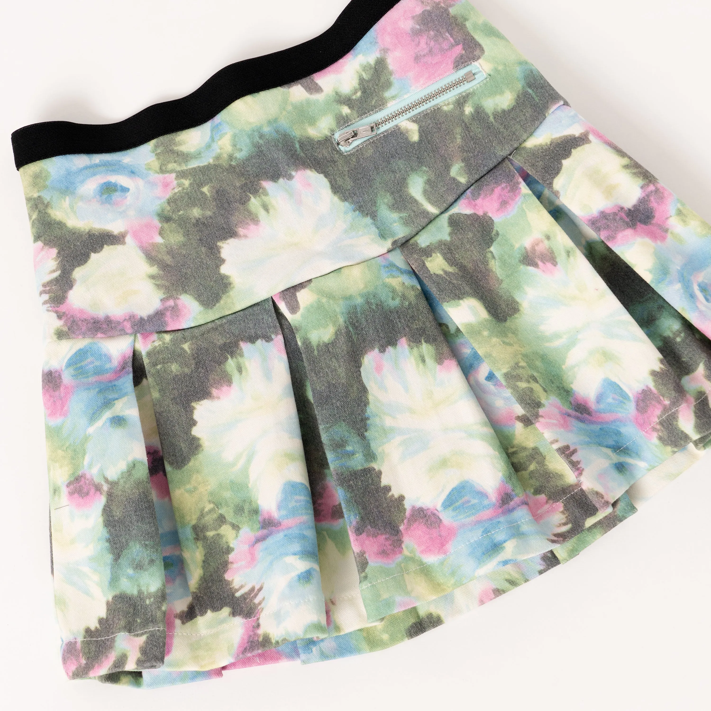 Pleated Brushed Floral Skirt