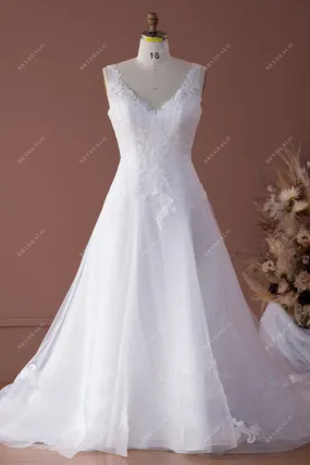 Plus Size Sleeveless Designer Lace A-line Elegant Wedding Dress