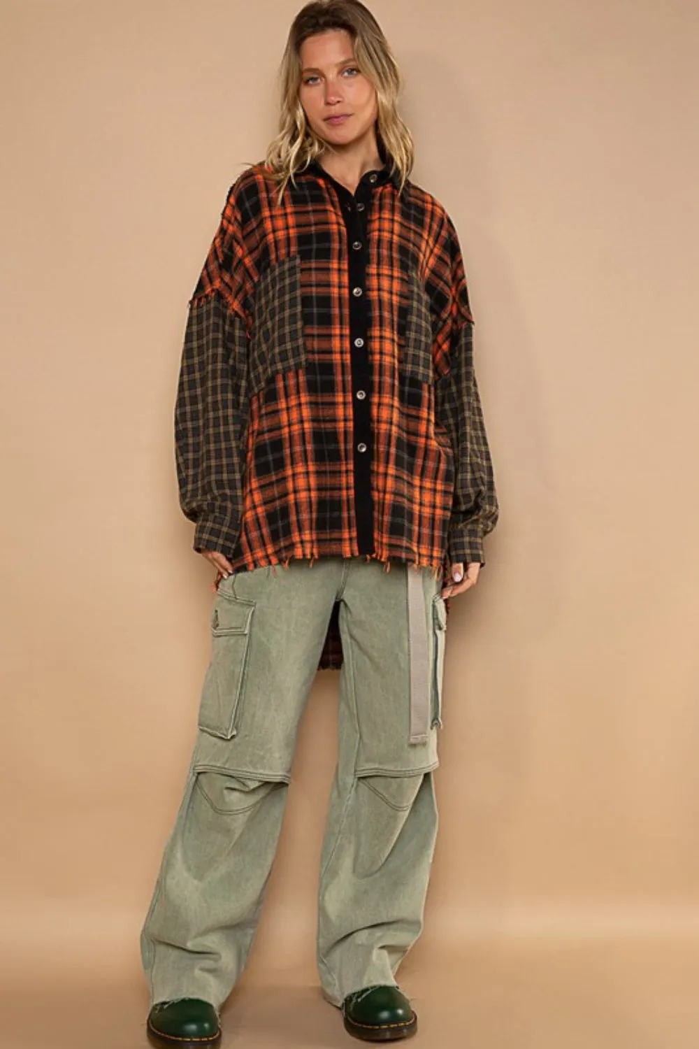 POL Plaid Contrast Long Sleeve Raw Hem Shacket with Chest Pockets