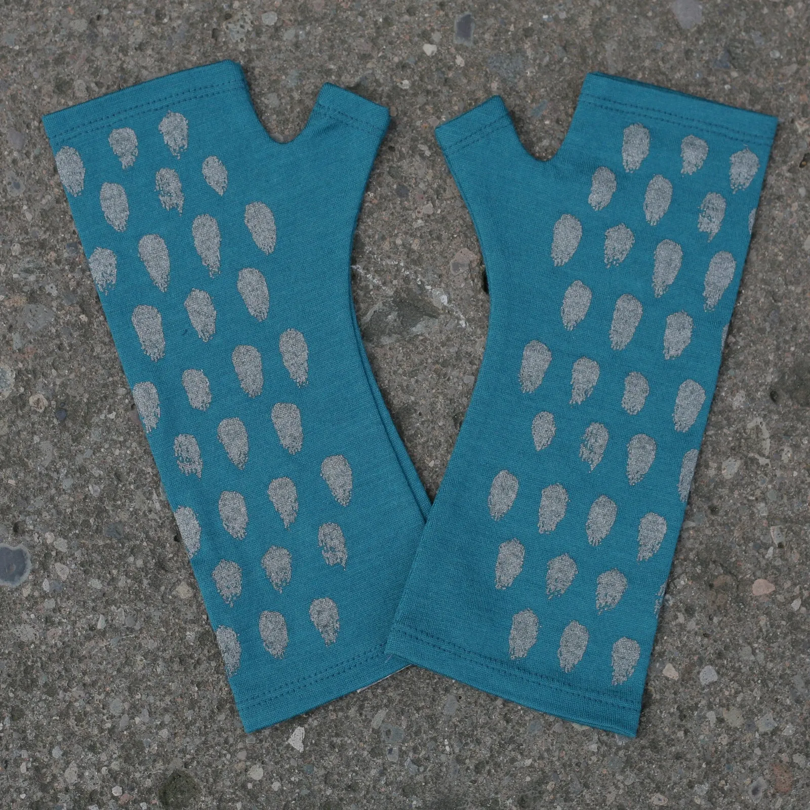 teal polka dot print merino fingerless gloves