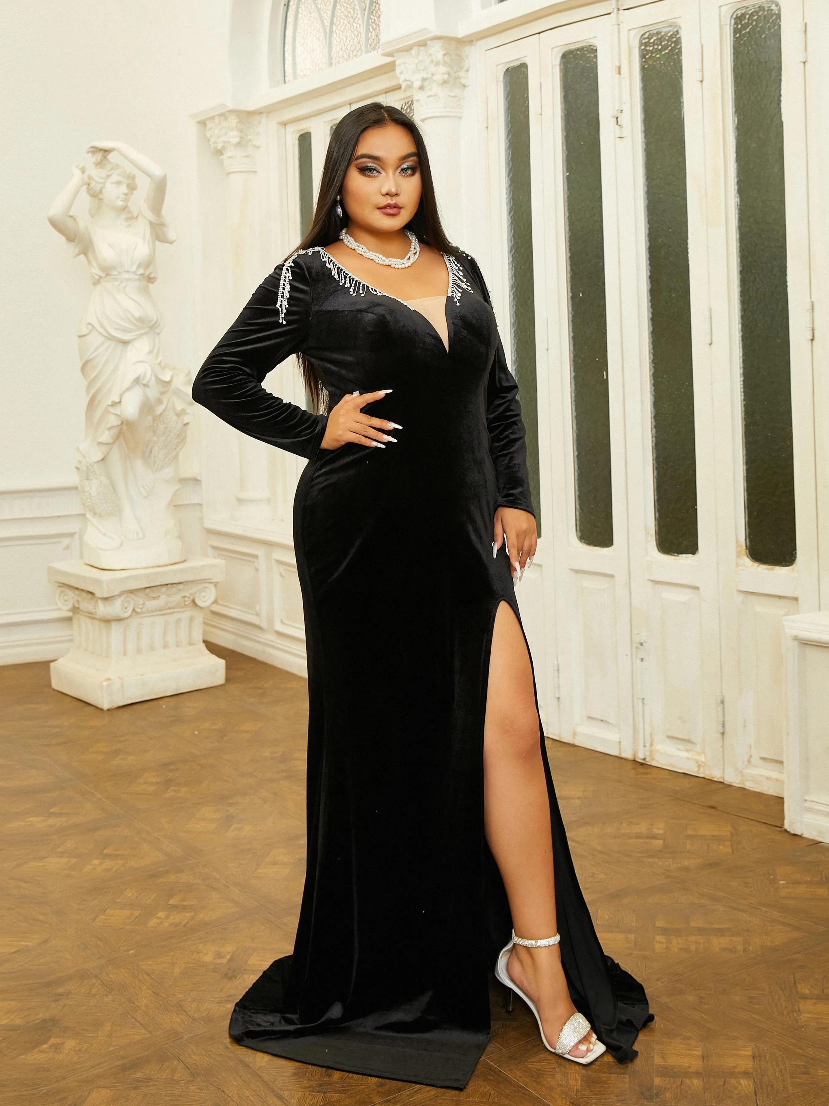 V-neck Velvet Split Black Long Sleeve Evening Dress RH30698