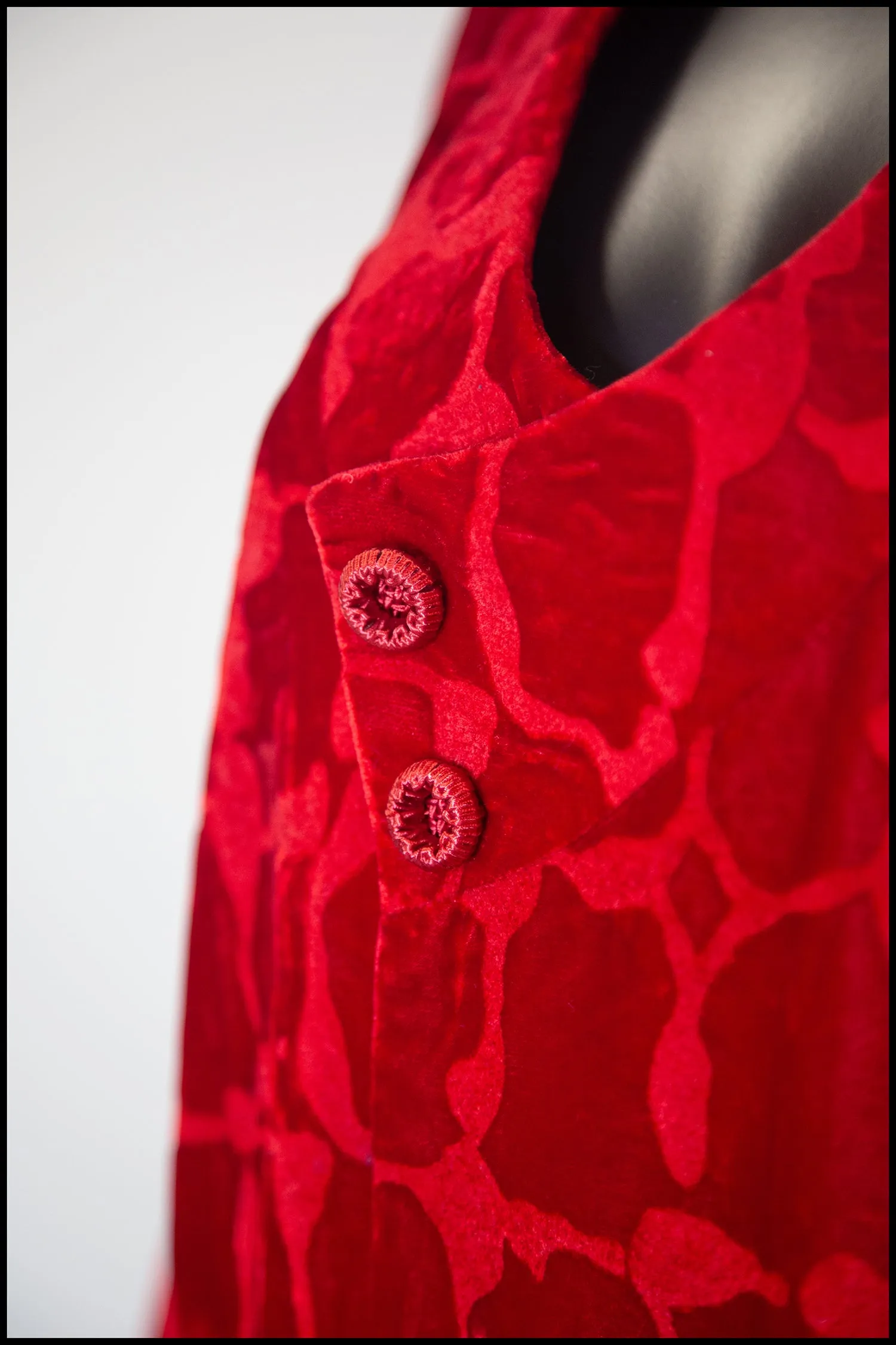 Vinatge 1950s Red Velvet Michiyuki Kimono