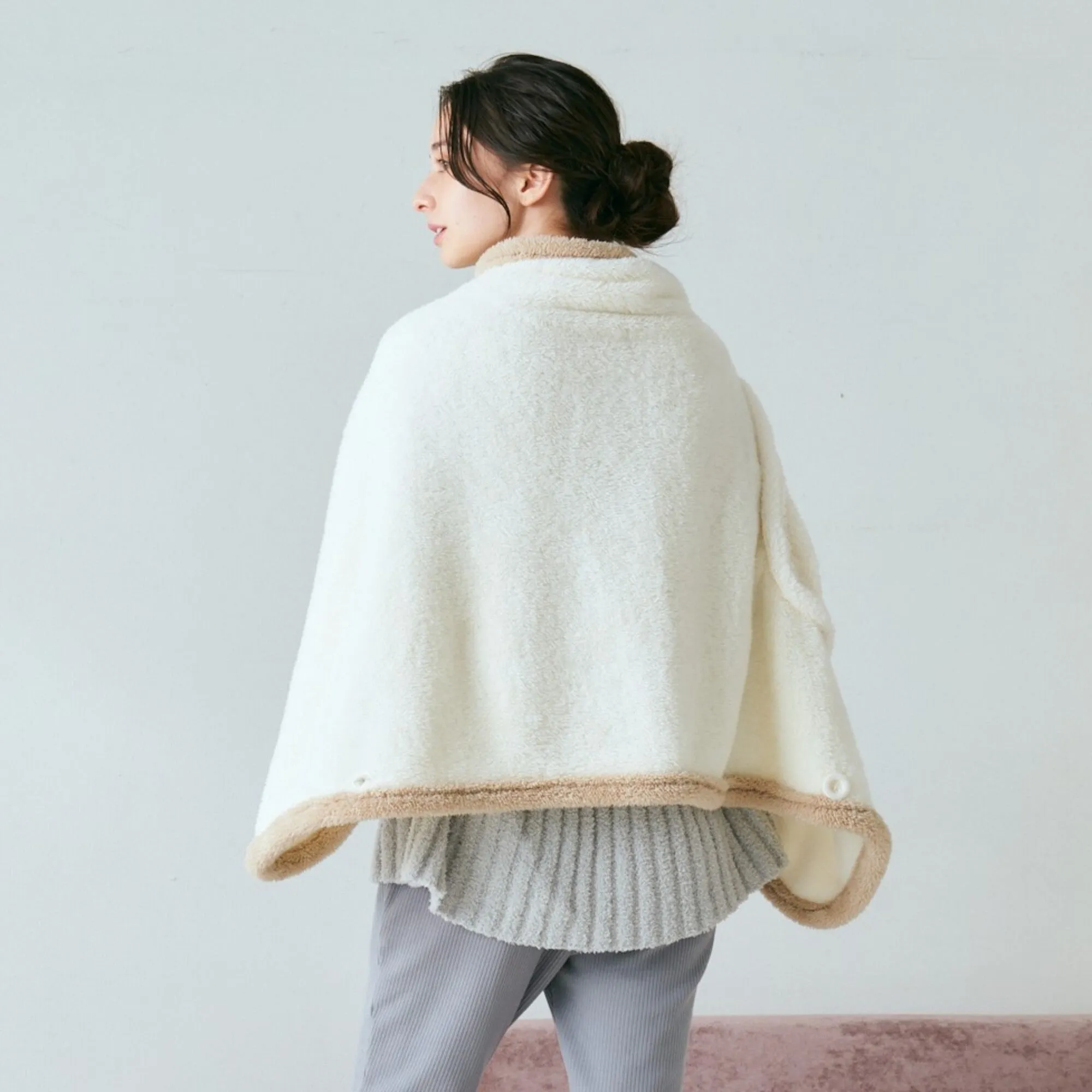 Warm Fleece 4Way Poncho White