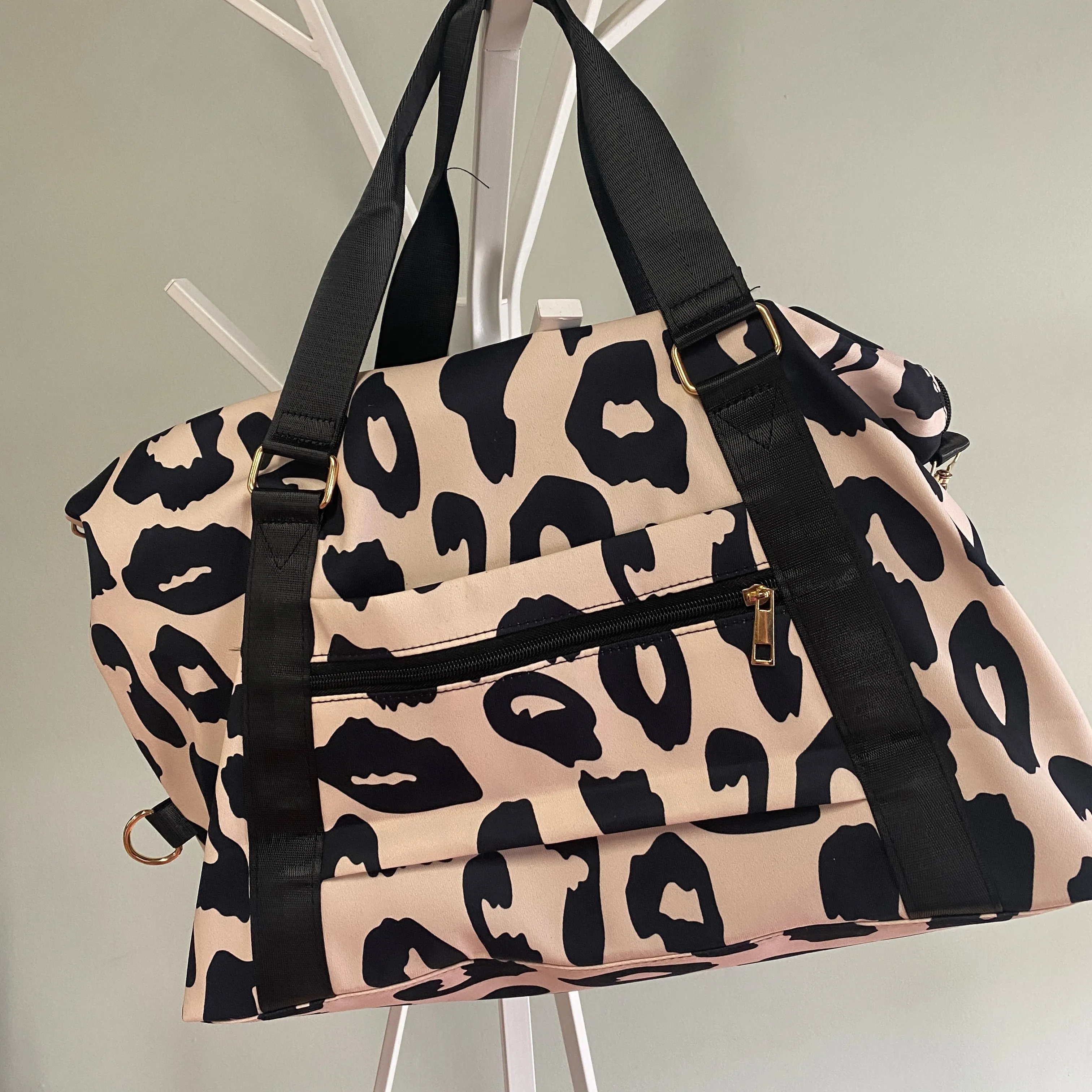 **Weekender Duffle - Animal Print