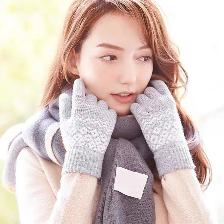 Winter Touch Screen Gloves Women Men Warm Stretch Knit Mittens Imitation Wool Thicken Full Finger Gloves(White)