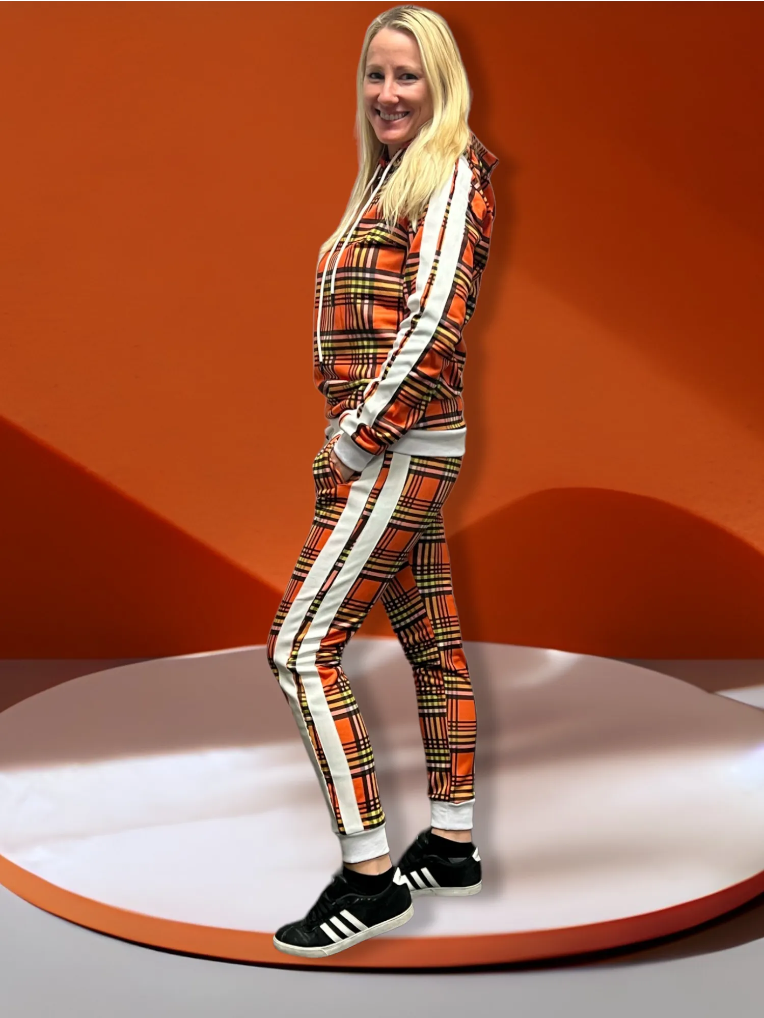 Women’s Slim-Fit Orange Stripe Tracksuit Set – Vibrant & Comfortable Two-Piece Outfit